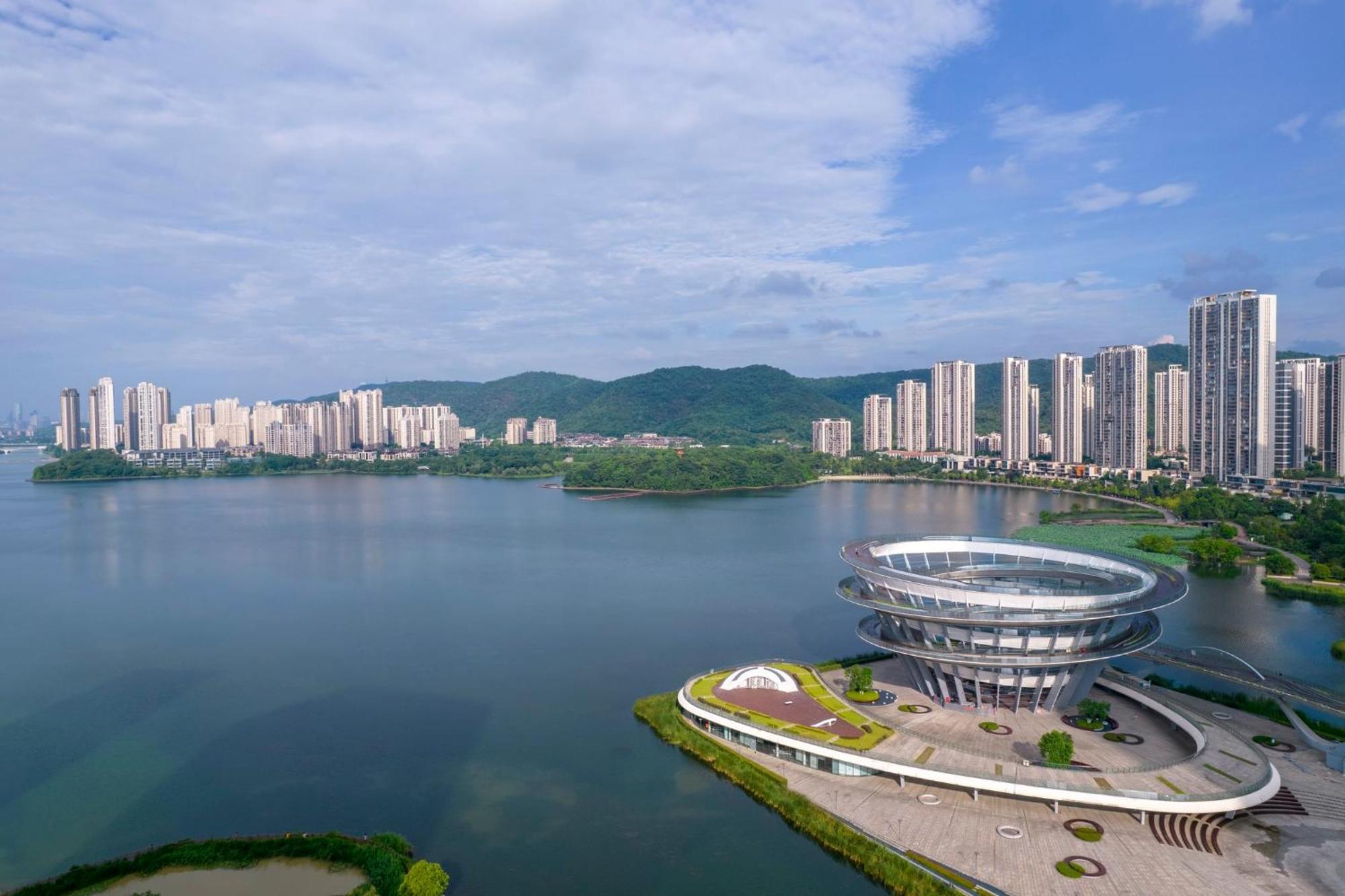 Hotel Indigo Changsha Meixi Lake Exterior photo